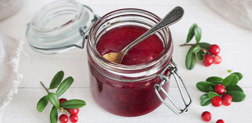 sugar free cranberry sauce in jar