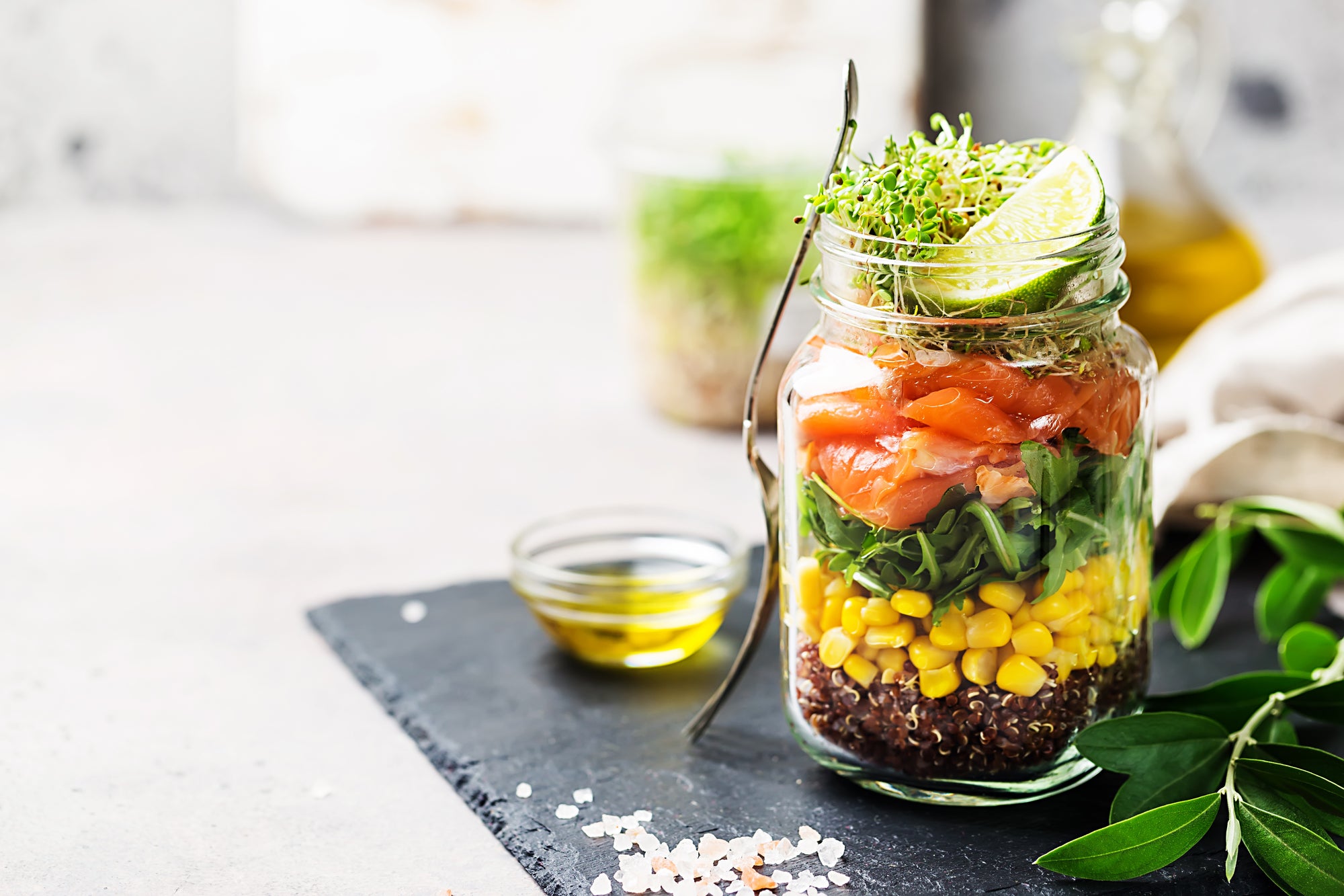 Mason Jar Salad - a Quick and Creative Low Carb Lunch Idea